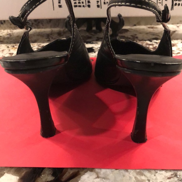 Michael Shannon: high slingbacks w/white stitching - Picture 5 of 8